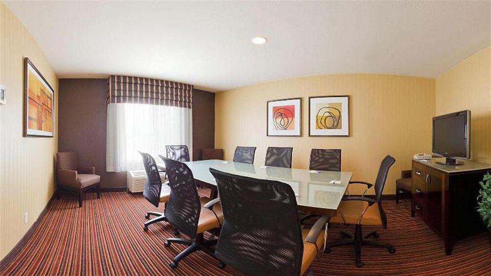 Holiday Inn Express Hotel & Suites Belmont By Ihg Kültér fotó