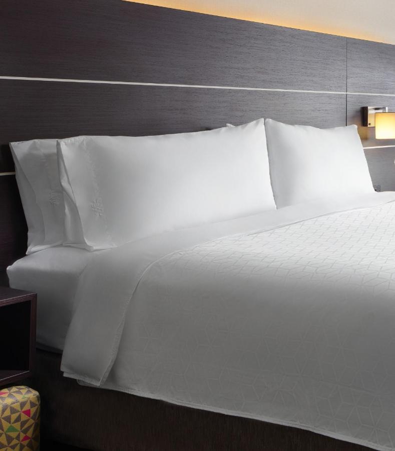 Holiday Inn Express Hotel & Suites Belmont By Ihg Kültér fotó