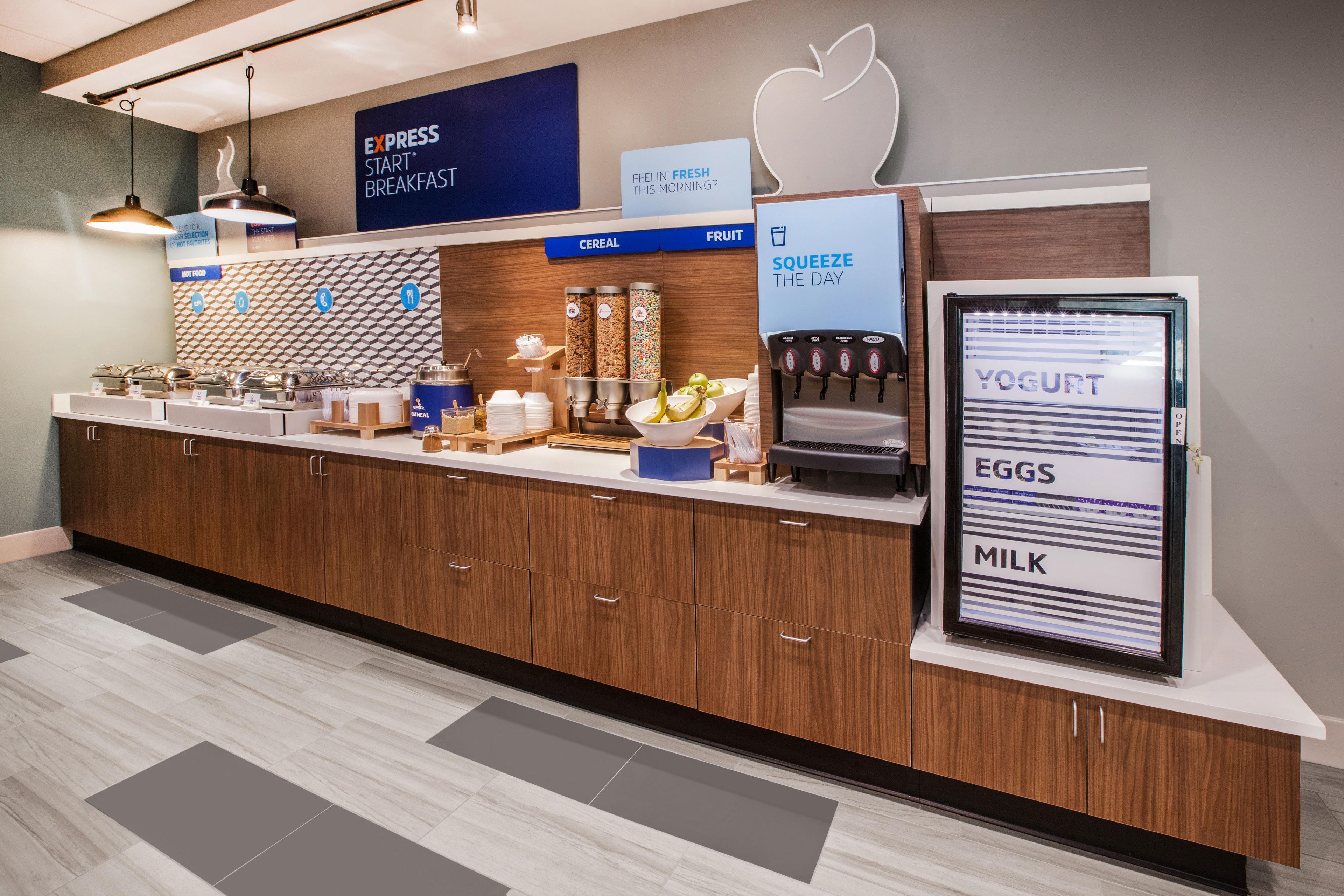 Holiday Inn Express Hotel & Suites Belmont By Ihg Kültér fotó