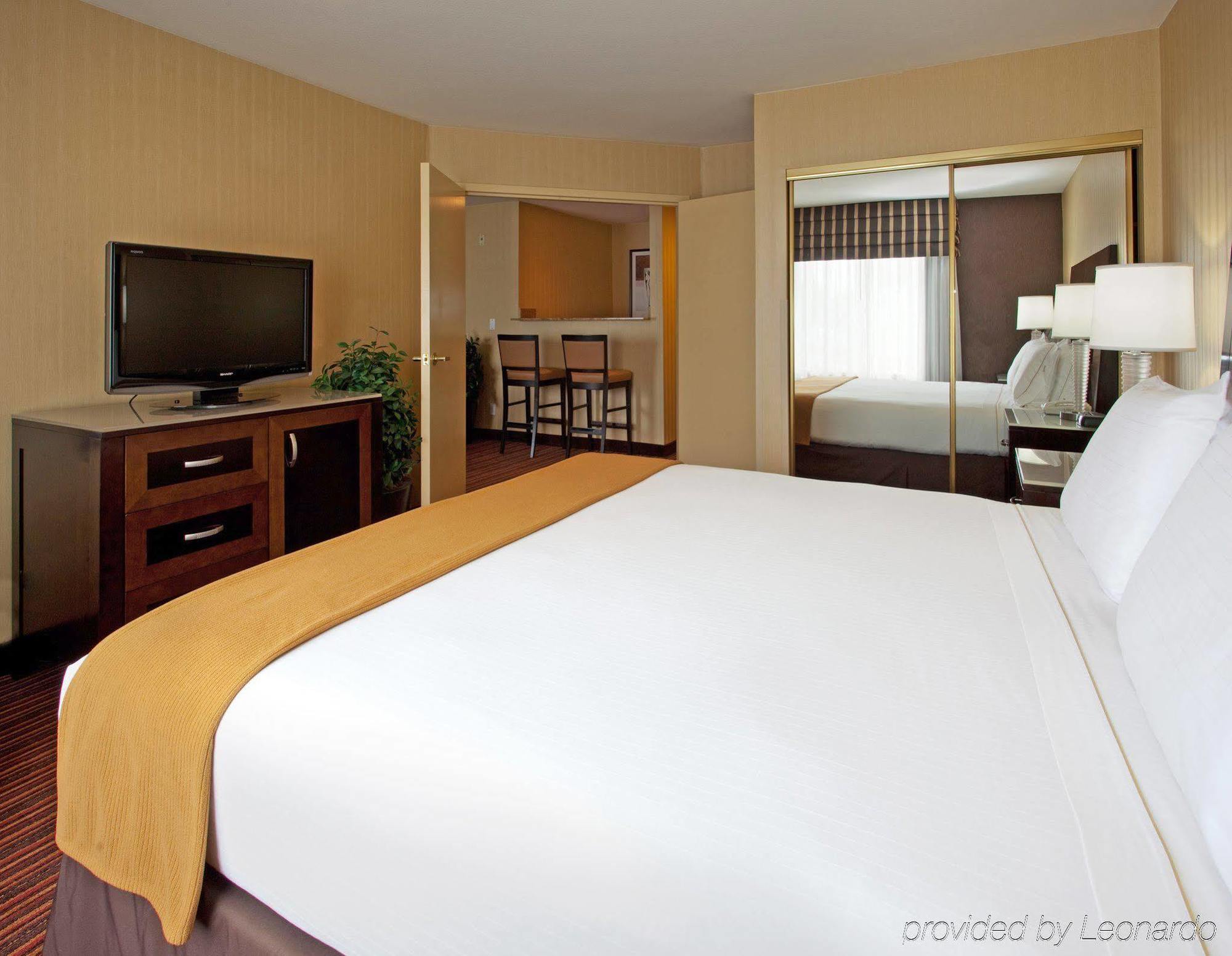 Holiday Inn Express Hotel & Suites Belmont, An Ihg Hotel Kültér fotó