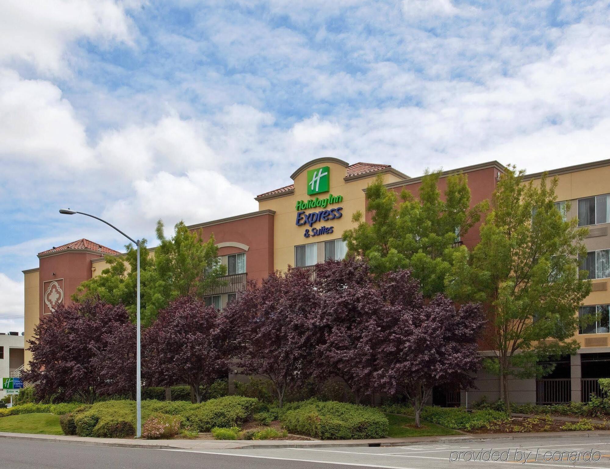 Holiday Inn Express Hotel & Suites Belmont By Ihg Kültér fotó